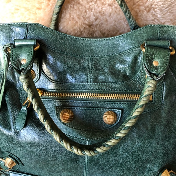 Auth Balenceaga Bag!💗 - Picture 5 of 14